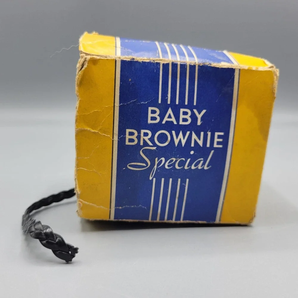 Vintage Kodak Baby Brownie 127 Roll Film Camera Bakelite Art Deco
